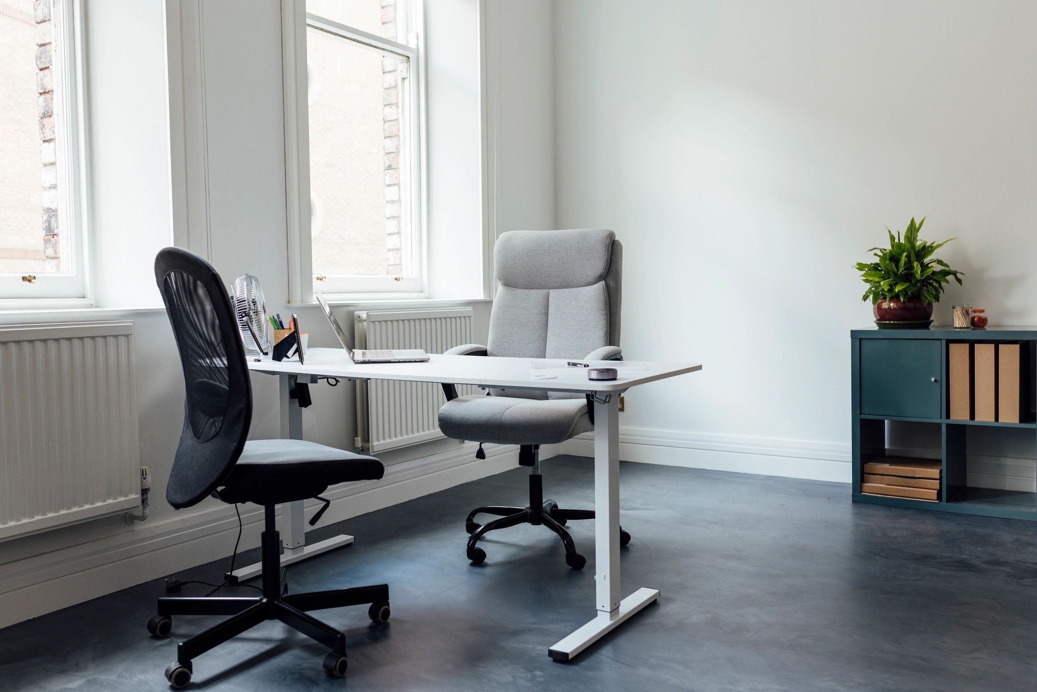 Clean developer workspace in a modern office